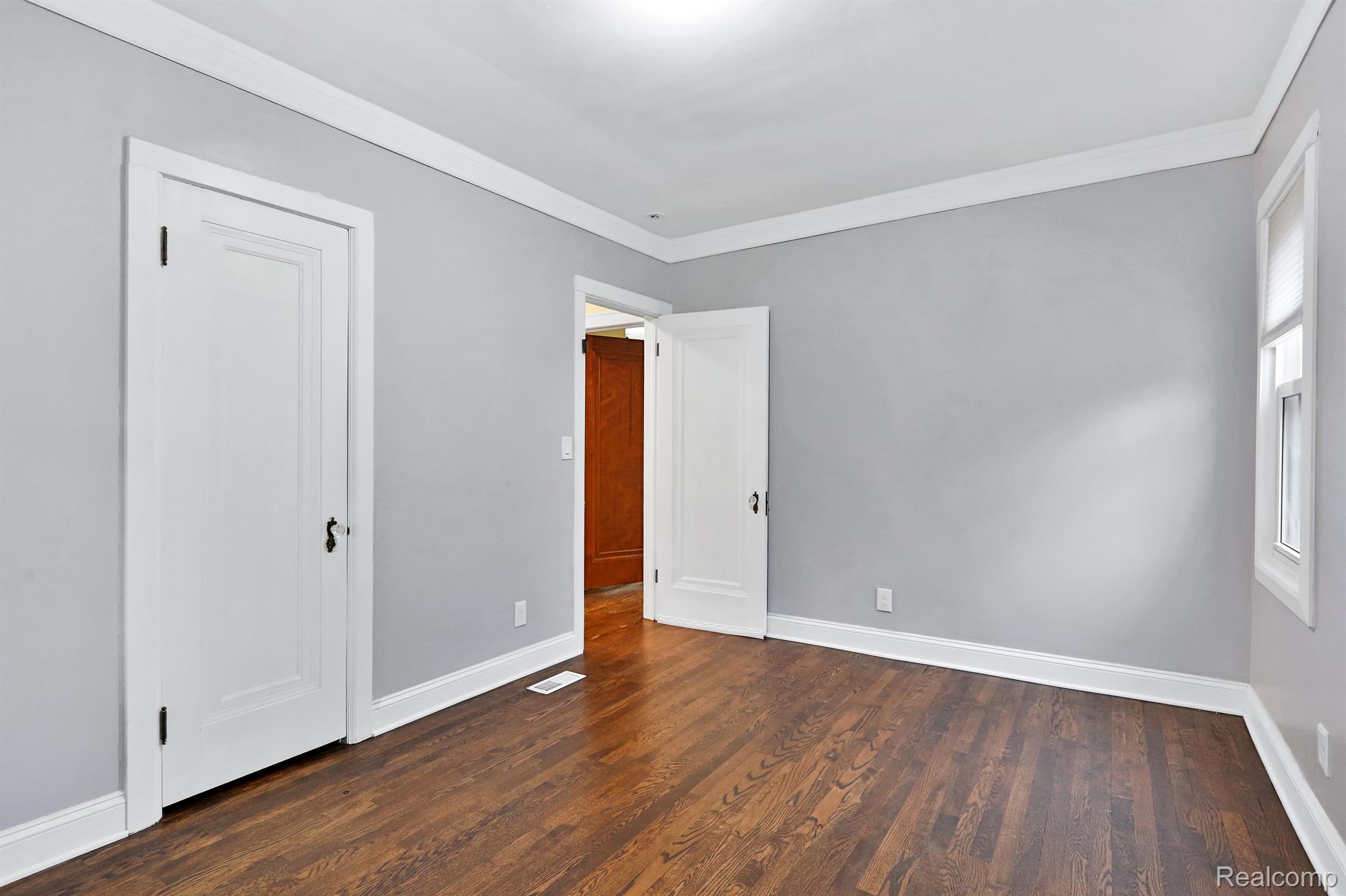 5050 Yorkshire Road Detroit, MI 48224 - Photo 12 of 32 Gallery Image 12