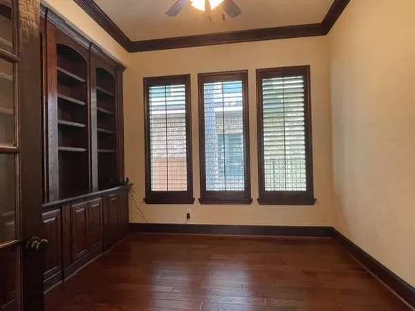 $7,450 | 38 Spincaster Drive, The Woodlands, TX 77389