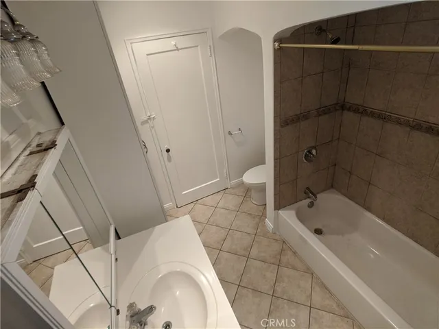 $700,000 | 462 West Orange Grove Avenue, Pomona, CA 91768