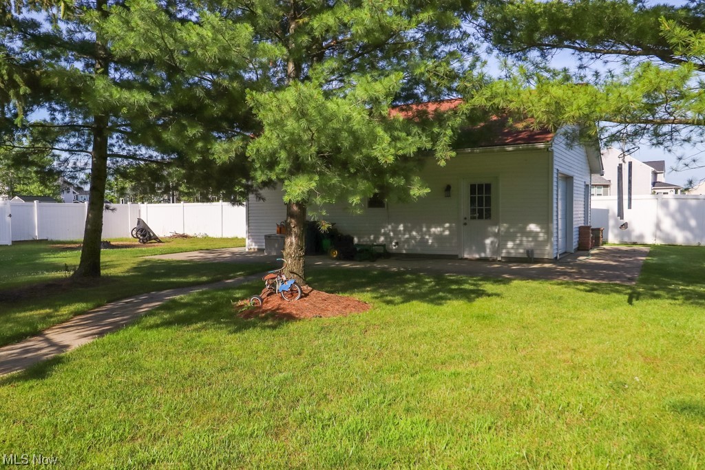 3122 Moon Road Avon, OH 44011 - Photo 29 of 34 Gallery Image 29