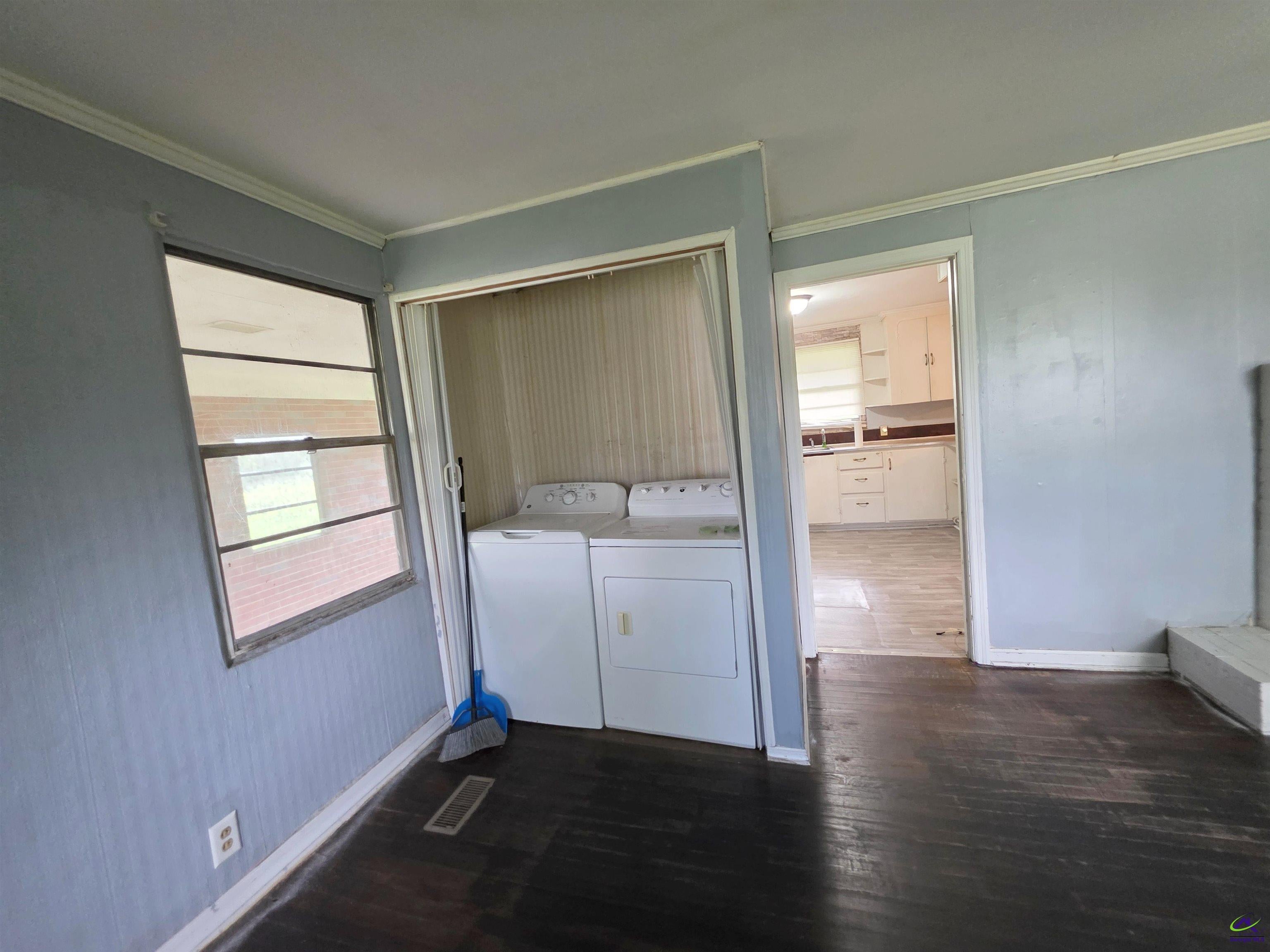 1056 Tommy Purvis Jr Road Reynolds, GA 31076 - Photo 4 of 17 Gallery Image 4