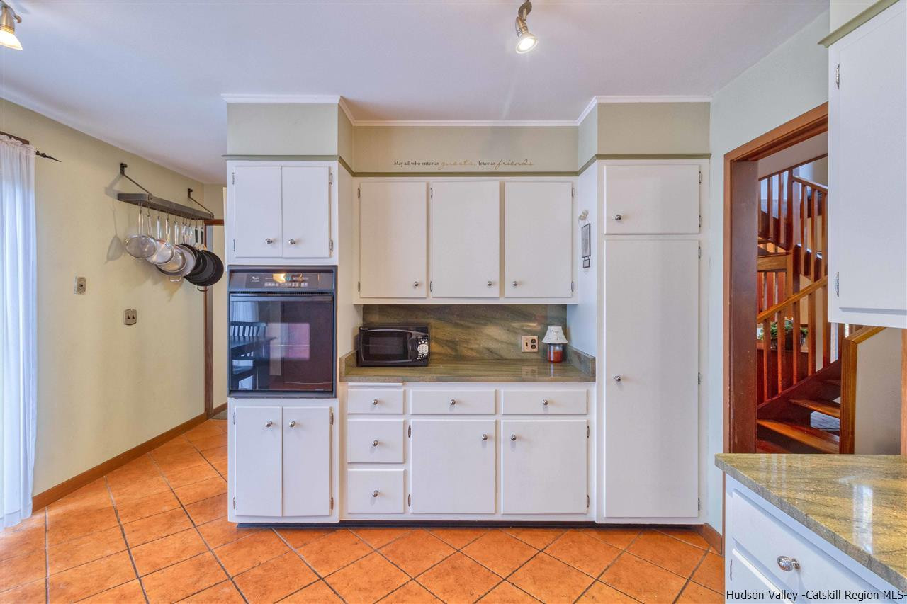 39 Alden Road Poughkeepsie, NY 12603 - Photo 12 of 31 Photo 12