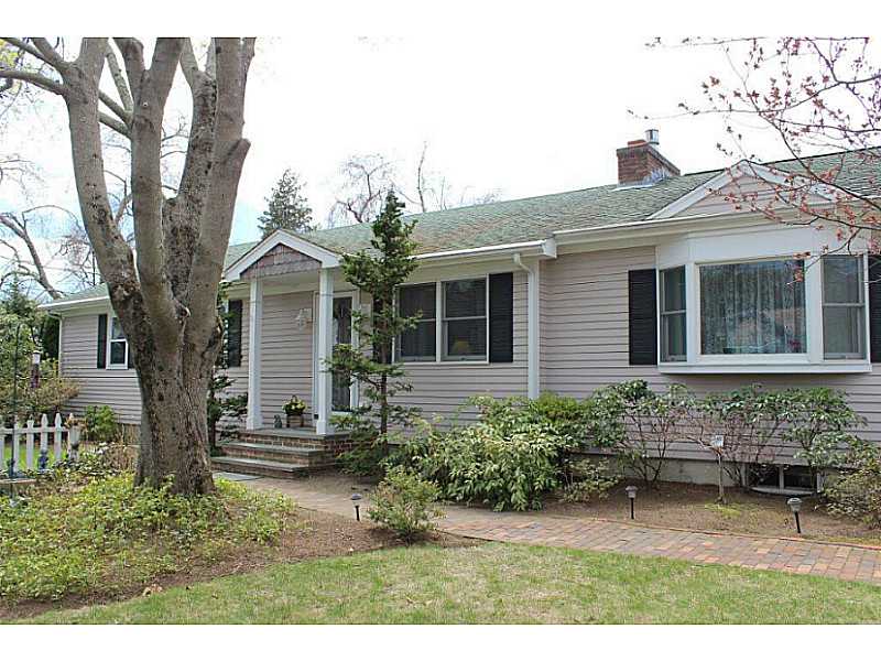 51 Overlook Road Narragansett, RI 02882 - Photo 1 of 21 Exterior Front.