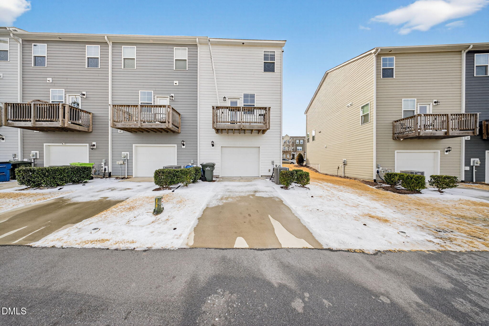6626 Perry Creek Road Raleigh, NC 27616 - Photo 31 of 40 End Unit