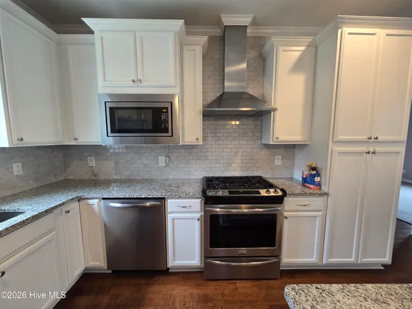 $2,000 | 1029 Ellery Drive, Greenville, NC 27834