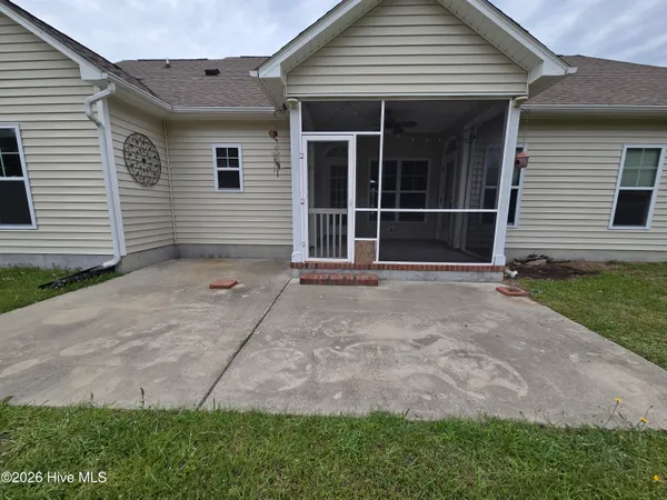 $2,000 | 1029 Ellery Drive, Greenville, NC 27834