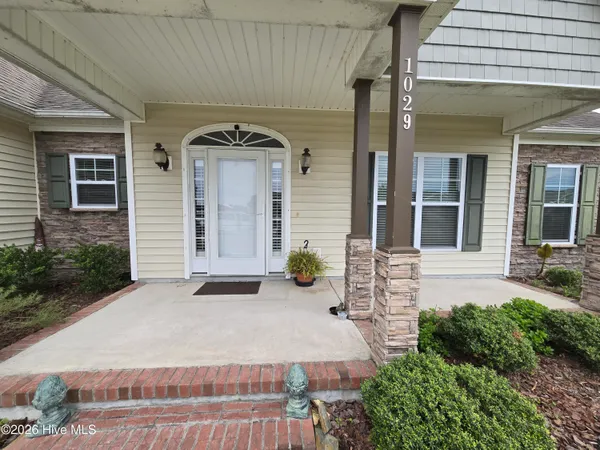 $2,000 | 1029 Ellery Drive, Greenville, NC 27834