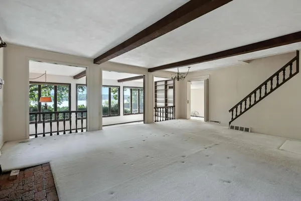$495,000 | 25111 Valley Drive, Bettendorf, IA 52722