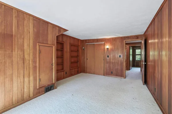 $495,000 | 25111 Valley Drive, Bettendorf, IA 52722