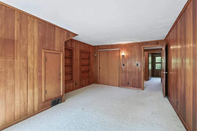 $495,000 | 25111 Valley Drive, Bettendorf, IA 52722