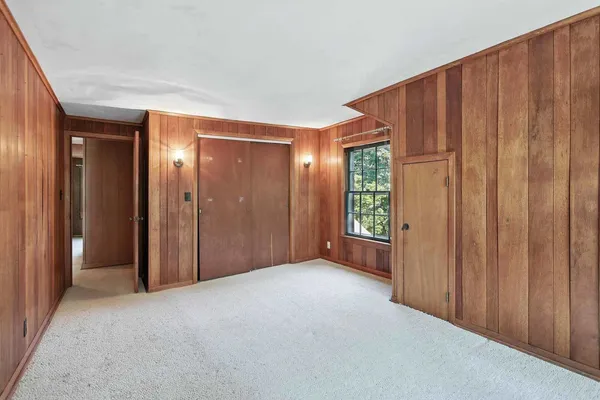 $495,000 | 25111 Valley Drive, Bettendorf, IA 52722