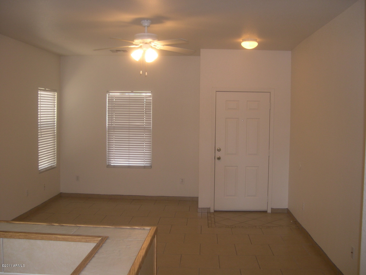 9560 West Monte Vista Road Phoenix, AZ 85037 - Photo 4 of 13 Family Room