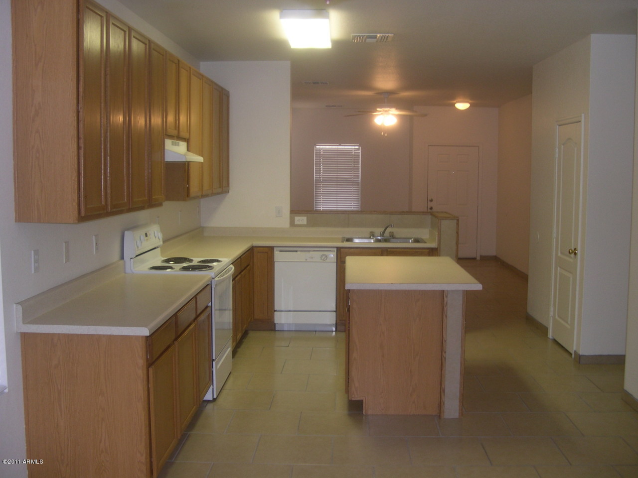 9560 West Monte Vista Road Phoenix, AZ 85037 - Photo 5 of 13 Kitchen Area