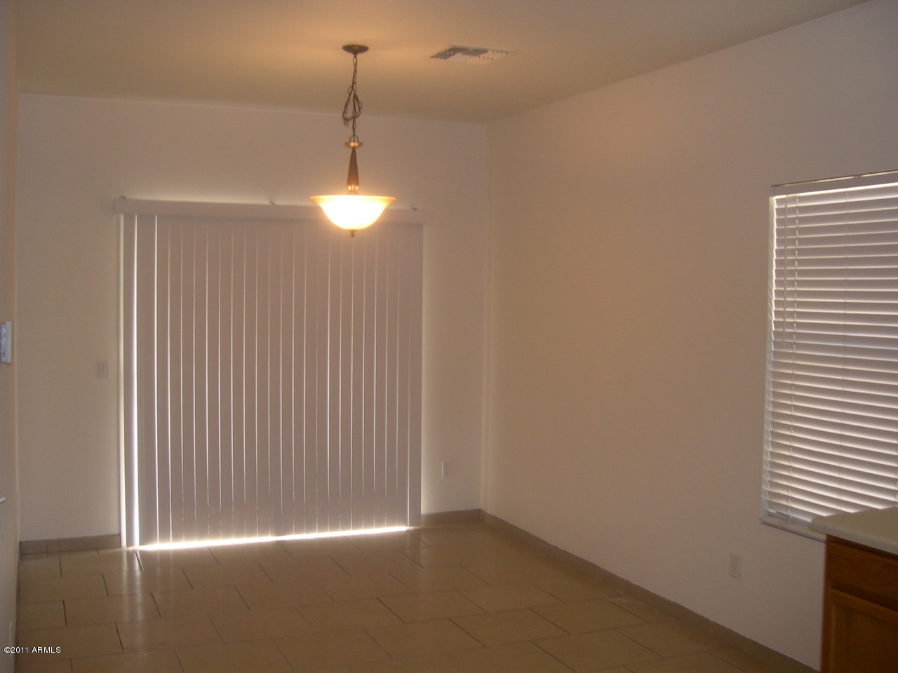 9560 West Monte Vista Road Phoenix, AZ 85037 - Photo 6 of 13 Eat-in Kitchen Area