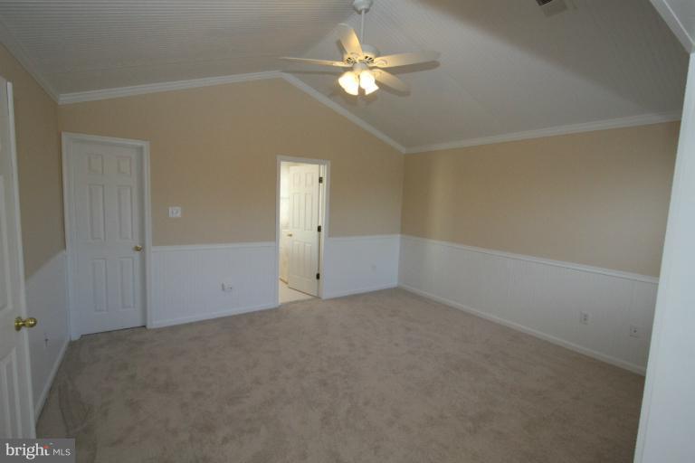 18117 Coachmans Road Germantown, MD 20874 - Photo 21 of 30 Owners' suite reverse view