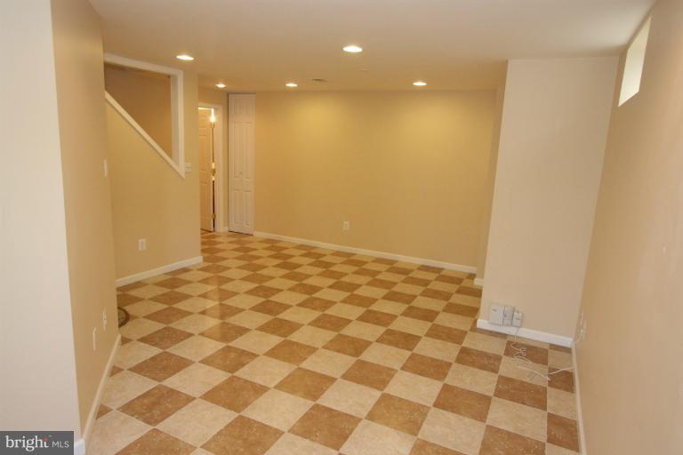 18117 Coachmans Road Germantown, MD 20874 - Photo 29 of 30 Recreation room reverse