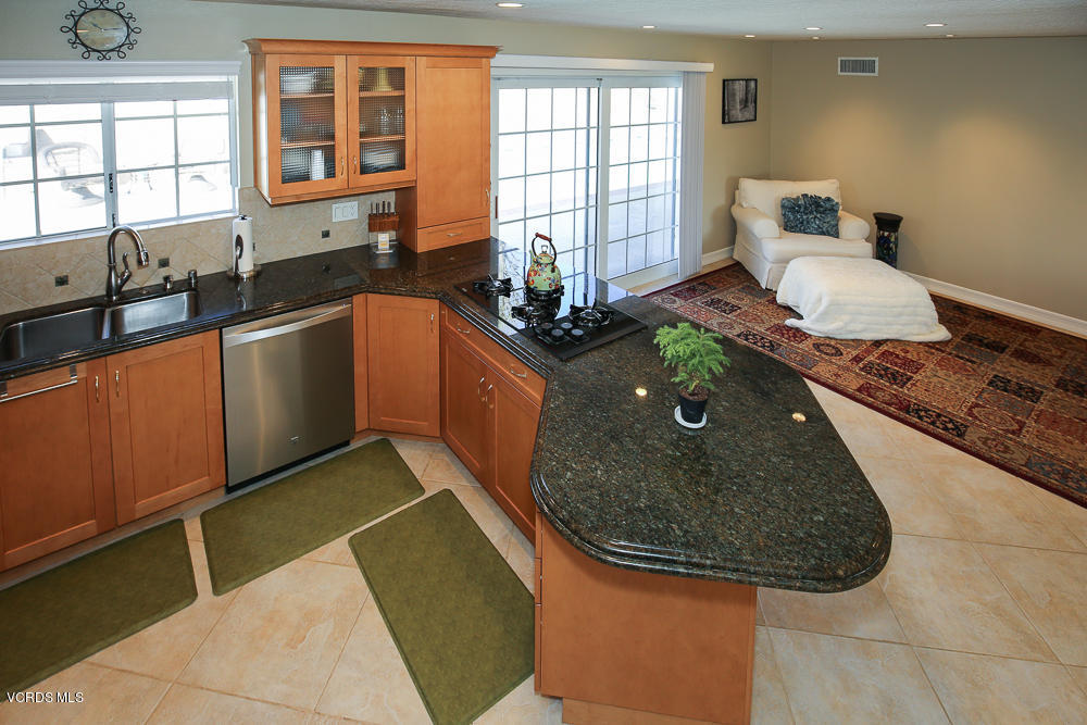 3091 Travis Avenue Simi Valley, CA 93063 - Photo 12 of 29 017