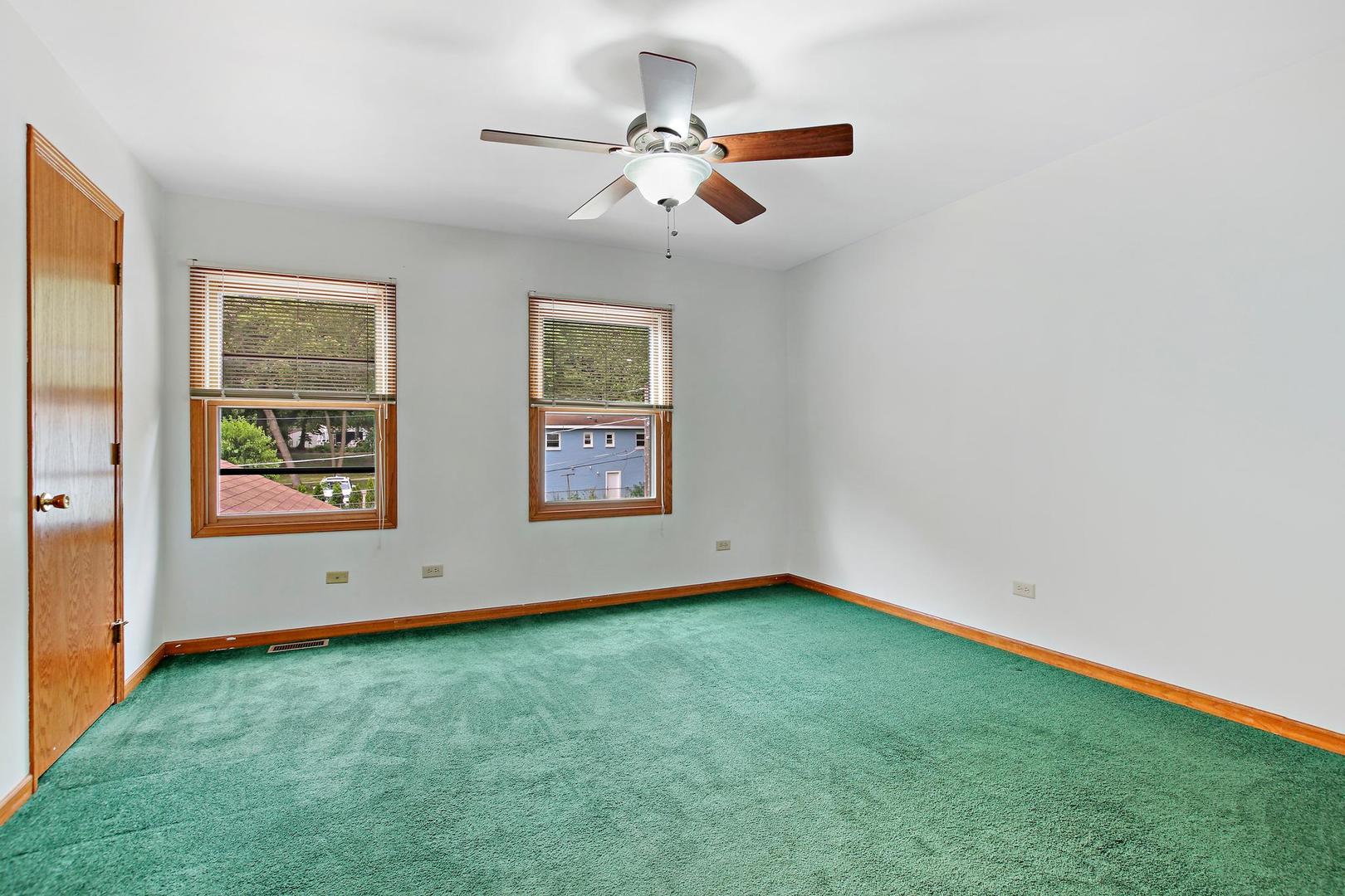 150 Eagle Point Road, Unit E Fox Lake, IL 60020 - Photo 20 of 26