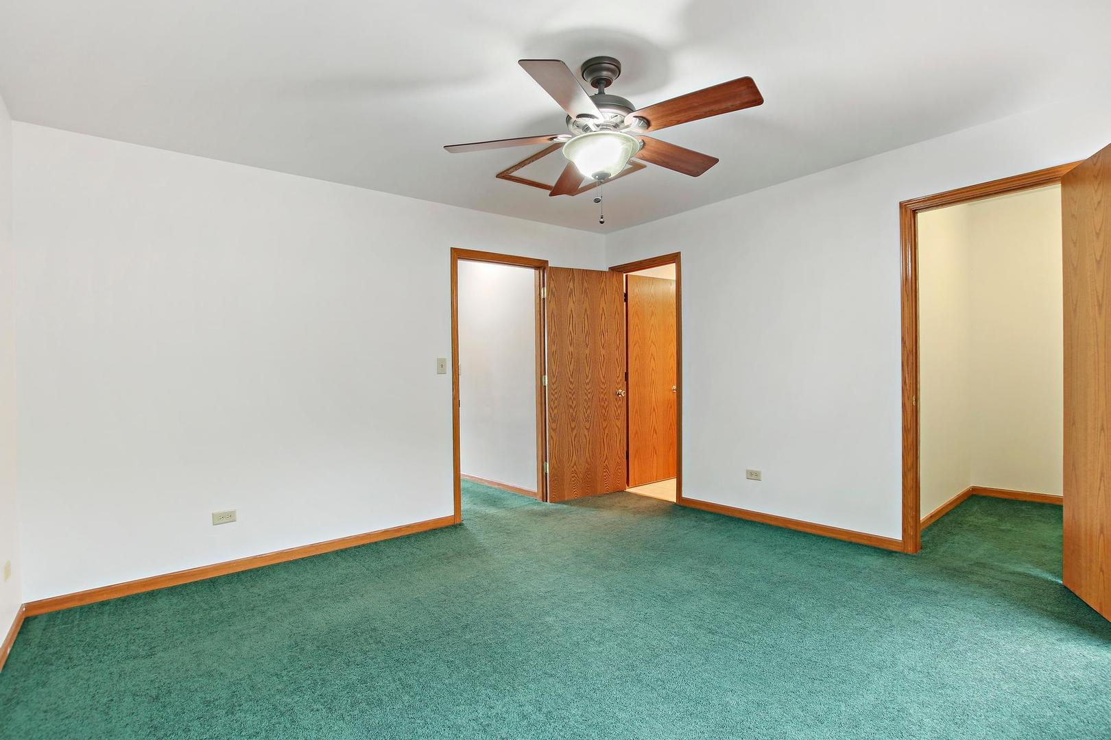 150 Eagle Point Road, Unit E Fox Lake, IL 60020 - Photo 21 of 26