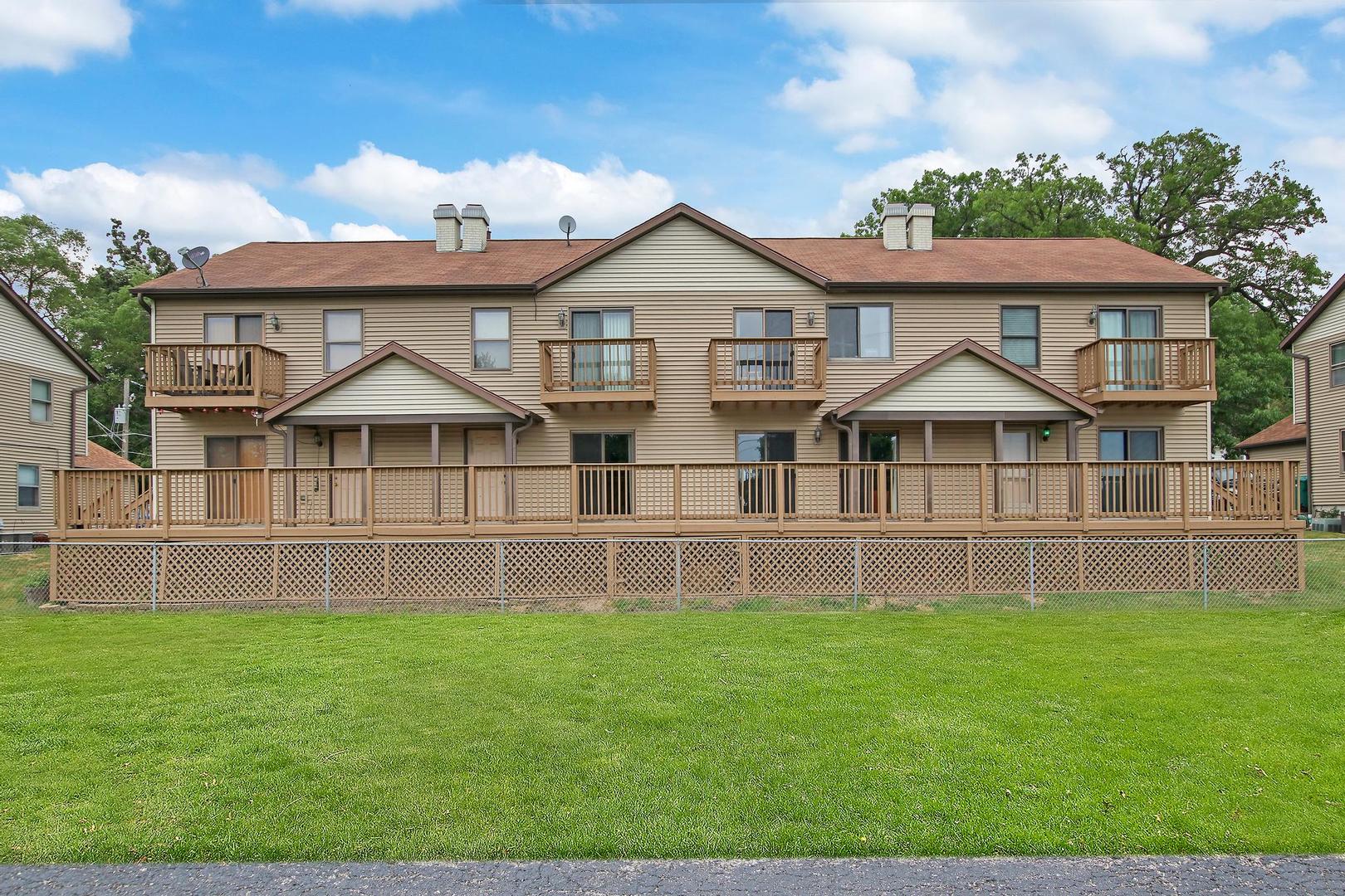 150 Eagle Point Road, Unit E Fox Lake, IL 60020 - Photo 24 of 26
