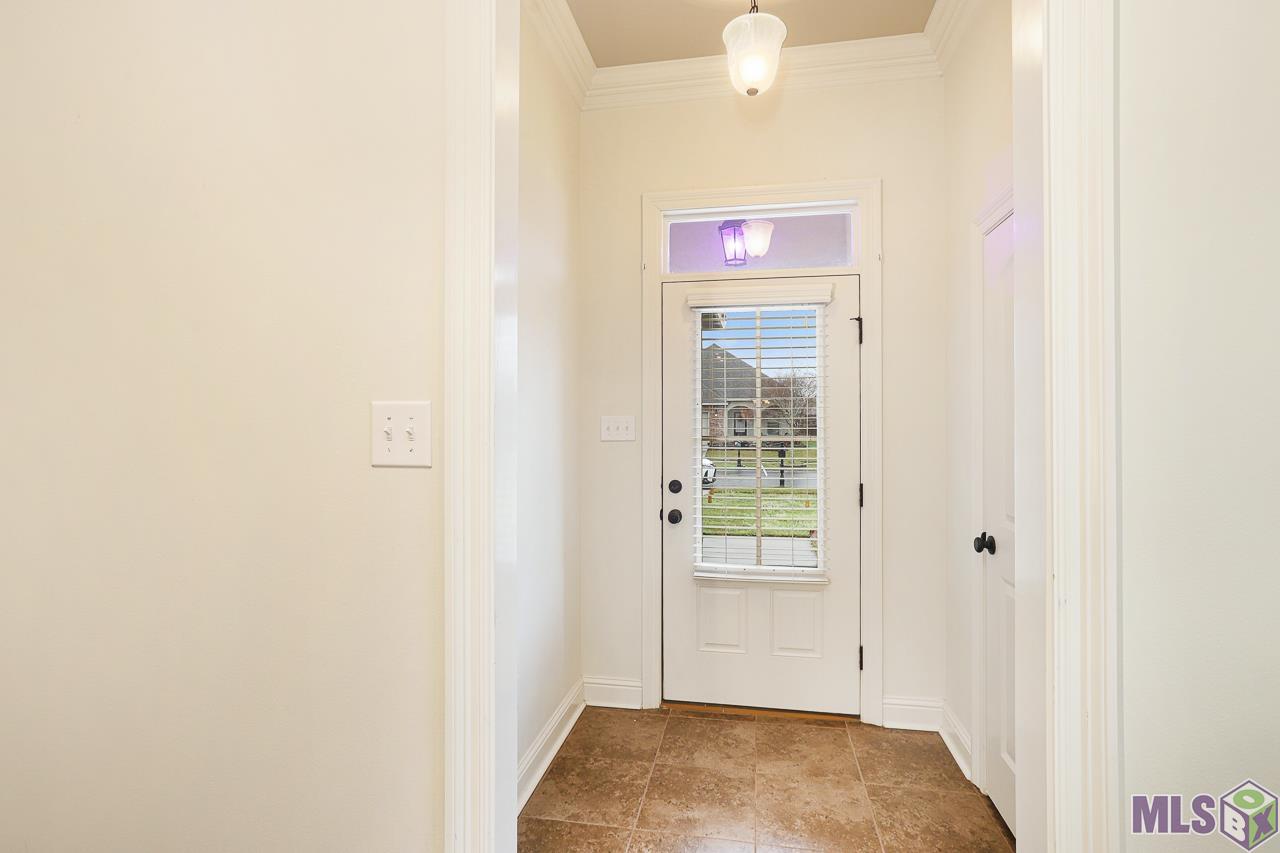16248 Timberstone Drive Prairieville, LA 70769 - Photo 3 of 19