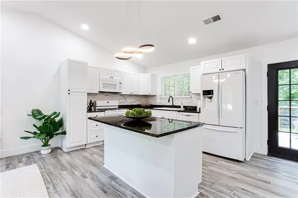 $2,600 | 3038 Sutter Court Southwest, Snellville, GA 30039