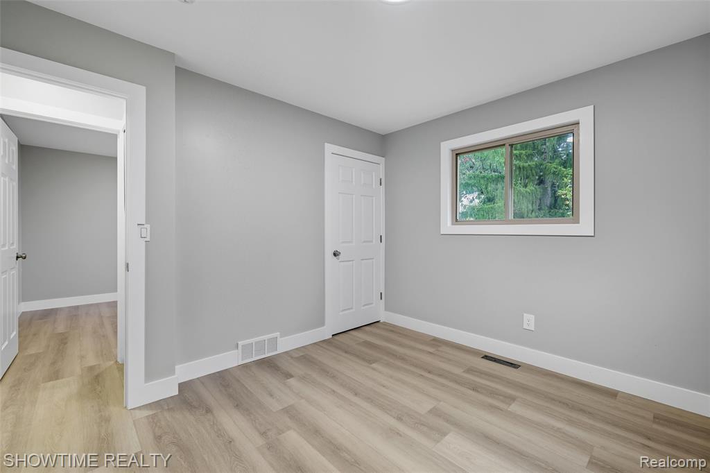 2305 South Fairgrounds Road Imlay City, MI 48444 - Photo 21 of 37 Gallery Image 21
