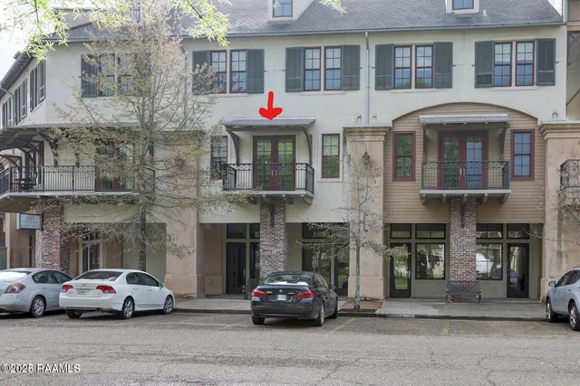 $550,000 | 605 Silverstone Road, Unit 205B, Lafayette, LA 70508