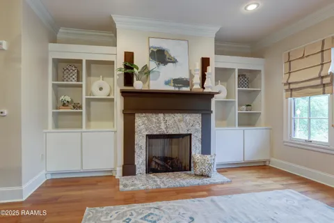 $550,000 | 605 Silverstone Road, Unit 205B, Lafayette, LA 70508