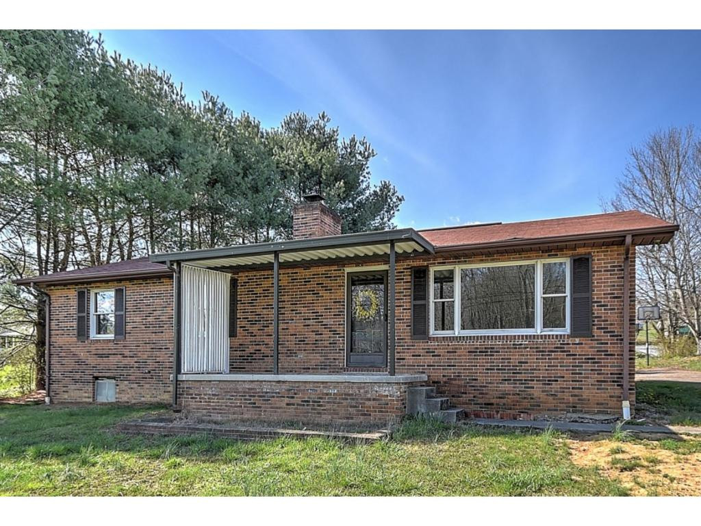 903 V I Ranch Road Bristol, TN 37620 - Photo 1 of 20 Photo 1
