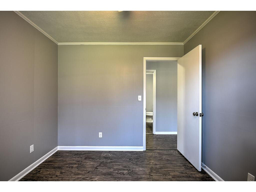 903 V I Ranch Road Bristol, TN 37620 - Photo 17 of 20 Photo 17