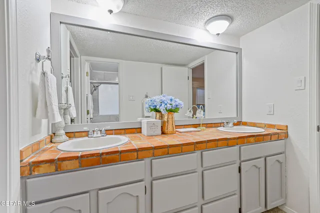 $435,000 | 656 Moondale Drive, El Paso, TX 79912