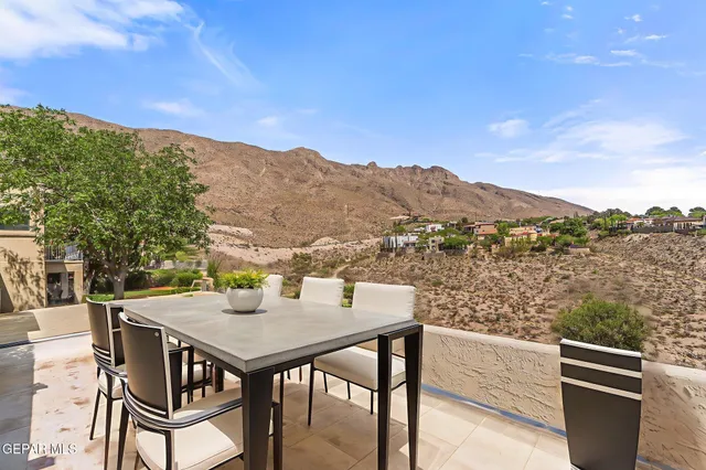 $435,000 | 656 Moondale Drive, El Paso, TX 79912