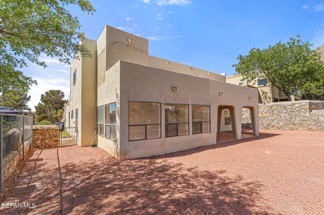 $435,000 | 656 Moondale Drive, El Paso, TX 79912