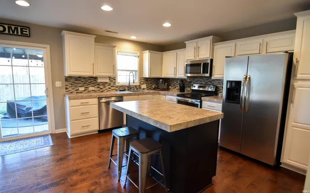 $359,888 | 2730 Aruba Court, Evansville, IN 47725