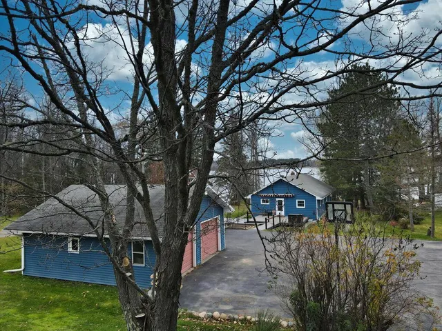 $589,000 | 14472 County Road 12, Pengilly, MN 55775