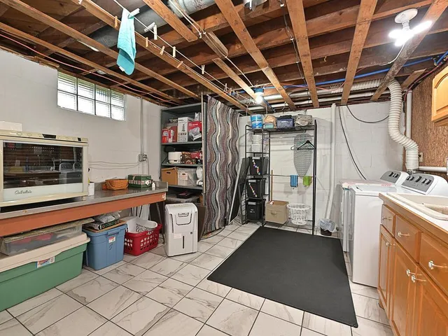 $589,000 | 14472 County Road 12, Pengilly, MN 55775