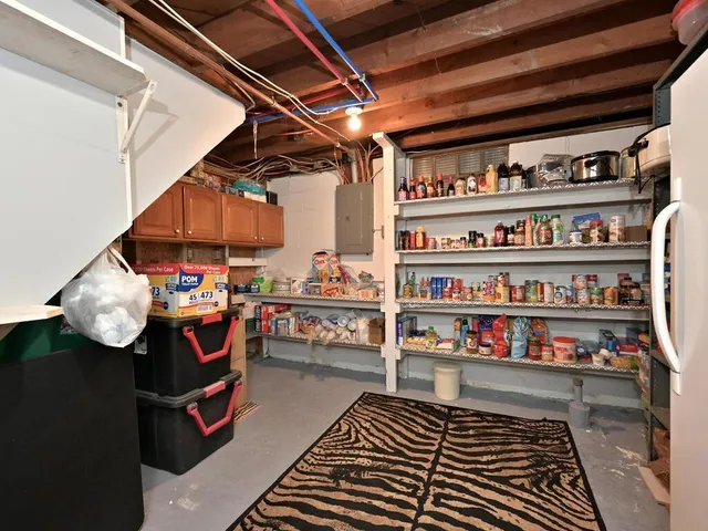 $589,000 | 14472 County Road 12, Pengilly, MN 55775