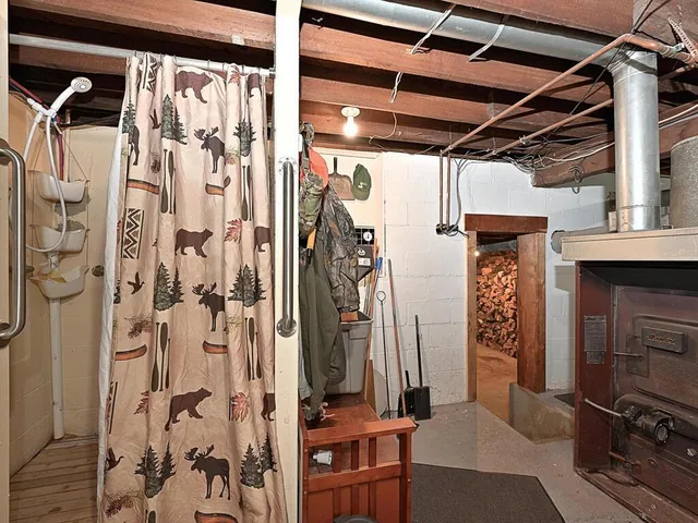 $589,000 | 14472 County Road 12, Pengilly, MN 55775