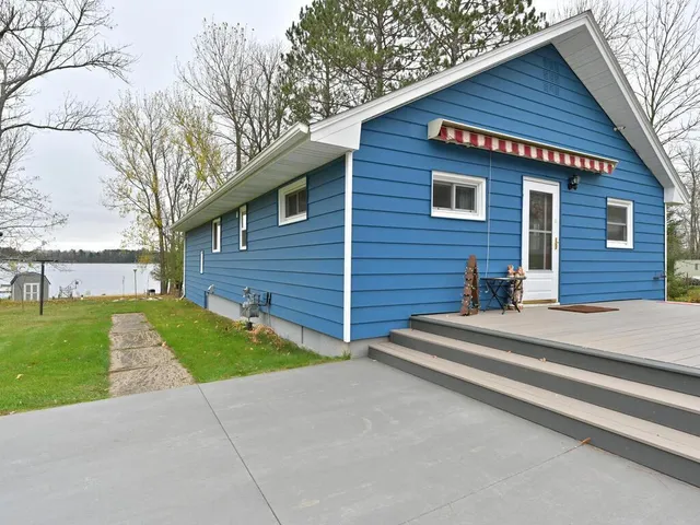 $589,000 | 14472 County Road 12, Pengilly, MN 55775