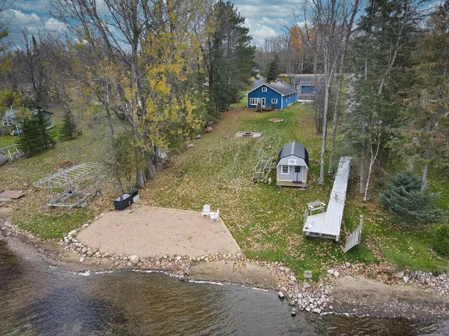 $589,000 | 14472 County Road 12, Pengilly, MN 55775