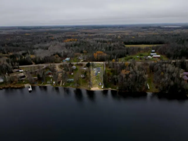 $589,000 | 14472 County Road 12, Pengilly, MN 55775