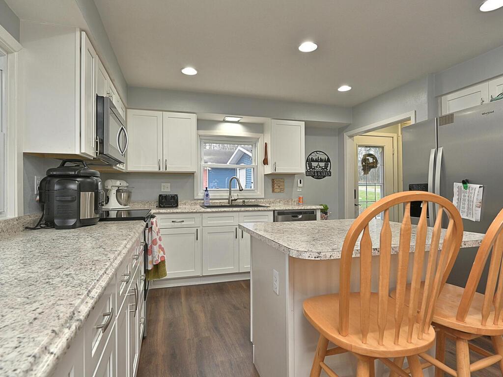 14472 County Road 12 Pengilly, MN 55775 - Photo 7 of 46