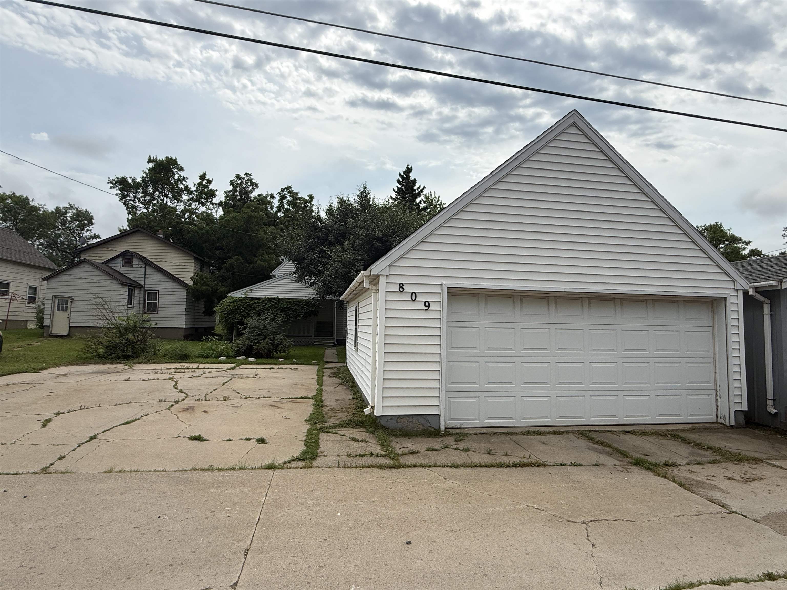 809 16th Street North Virginia, MN 55792 - Photo 11 of 44 View of detached garage