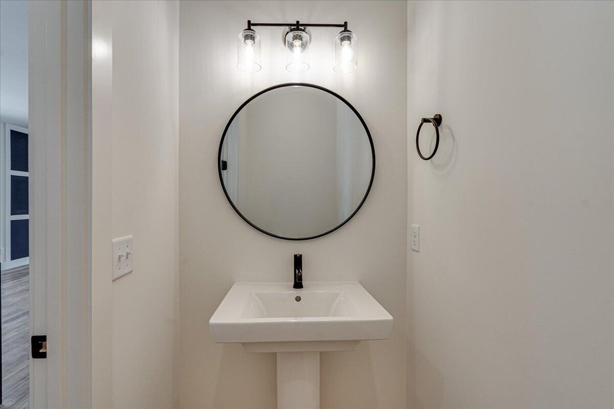 135 West Bush Street Chattanooga, TN 37405 - Photo 13 of 25 13-135 W Bush St-13