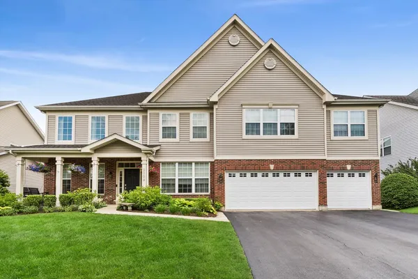 $679,900 | 2309 River Hills Lane, Bolingbrook, IL 60490