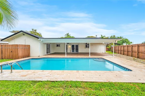 $1,075,000 | 15930 Southwest 90th Avenue, Palmetto Bay, FL 33157
