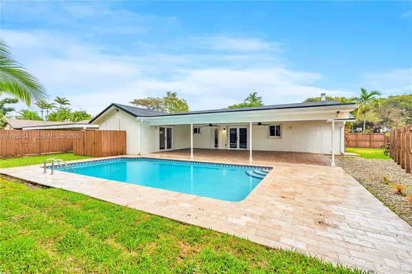 $1,075,000 | 15930 Southwest 90th Avenue, Palmetto Bay, FL 33157