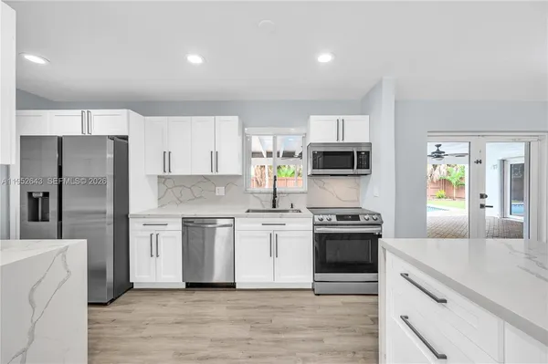 $1,075,000 | 15930 Southwest 90th Avenue, Palmetto Bay, FL 33157