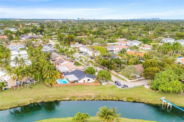 $1,189,000 | 15930 Southwest 90th Avenue, Palmetto Bay, FL 33157